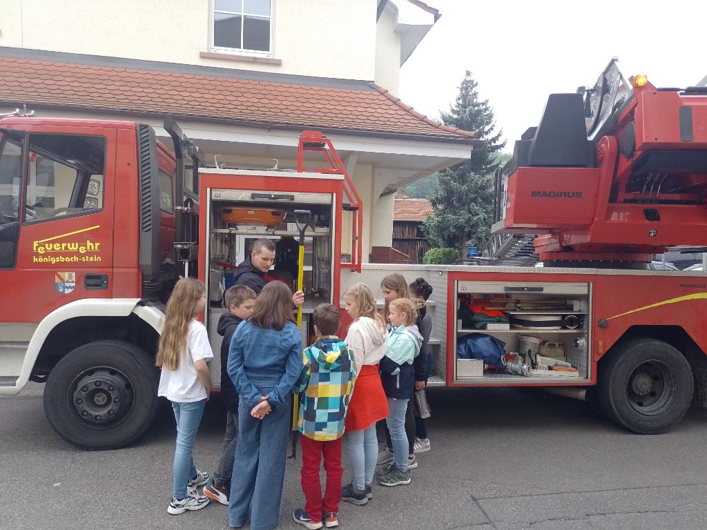 Besuch bei der Königsbacher-Feuerwehr